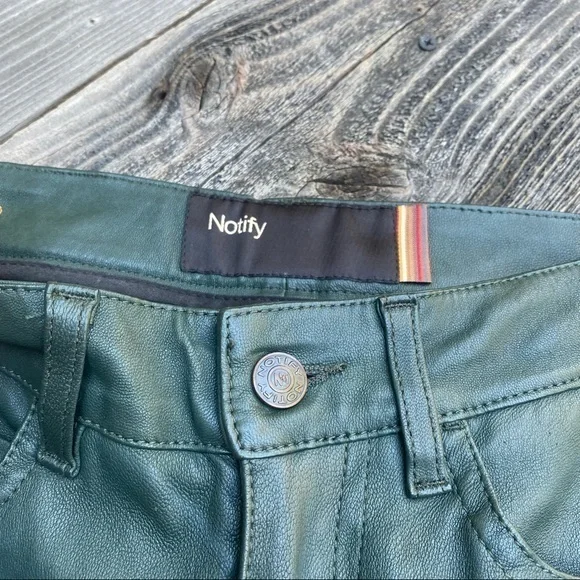Notify Genuine Leather Skinny Pants Made in Italy Emerald Green - Picture 4 of 11